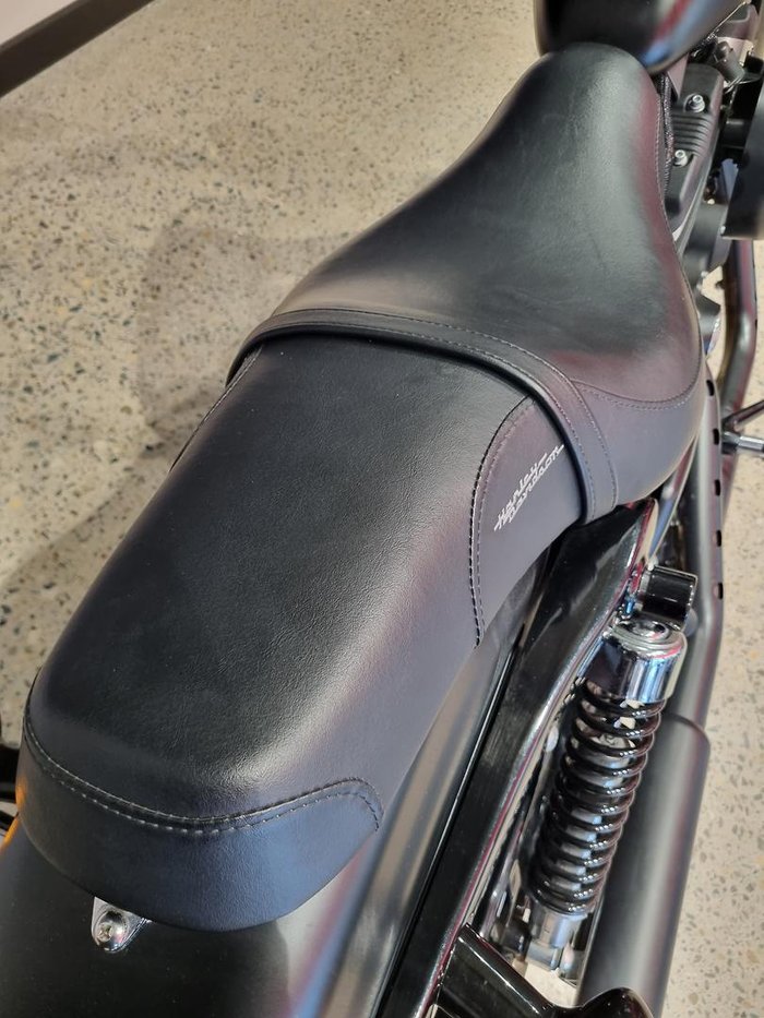 2014 Harley-Davidson Iron 883 (XL883N) Sportster Black