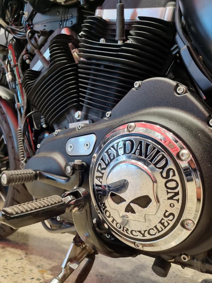 2014 Harley-Davidson Iron 883 (XL883N) Sportster Black
