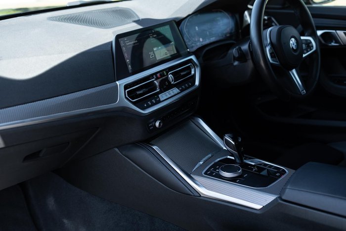 2021 BMW 2 Series 220i M Sport