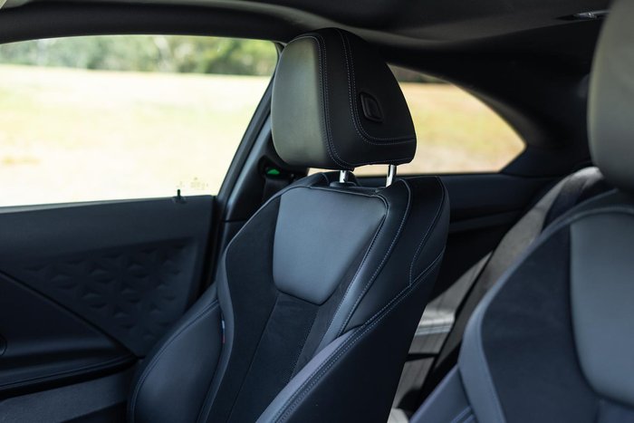 2021 BMW 2 Series 220i M Sport