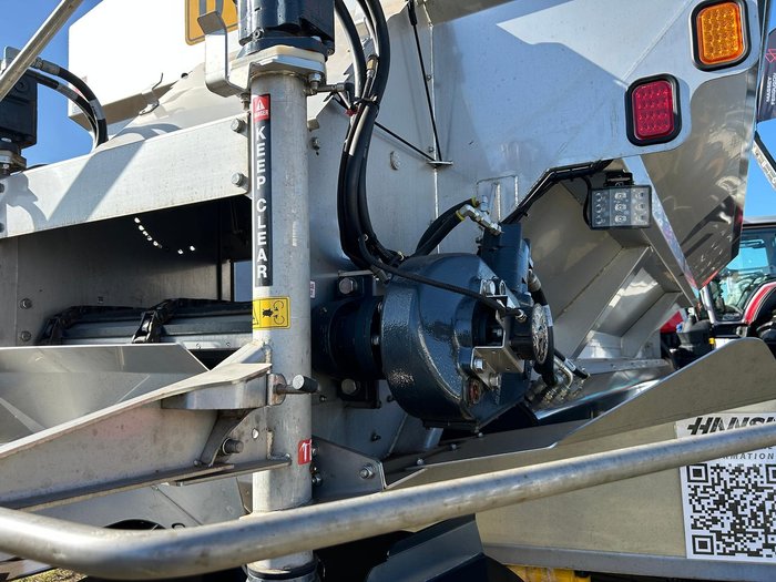 2025 Hansa T15 Tandem Axle Trailing Spreader