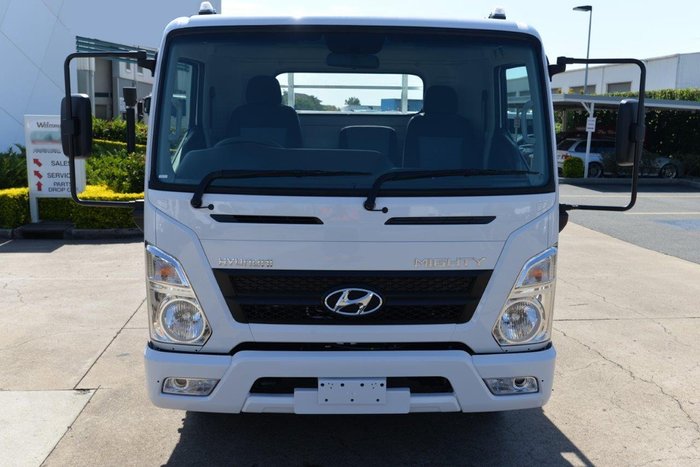 2025 HYUNDAI EX6 SWB WHITE