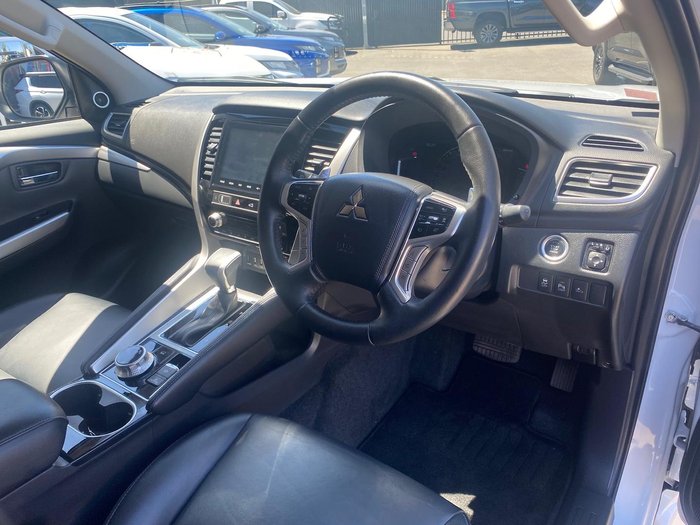 2023 Mitsubishi Pajero Sport Exceed
