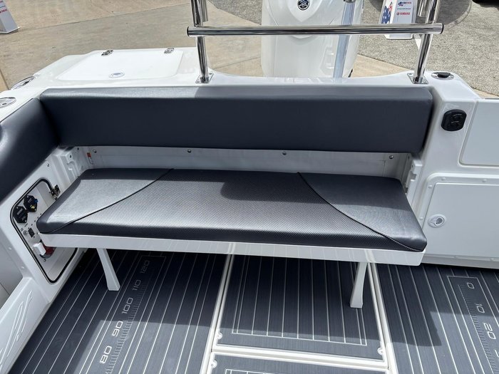 2025 Cruise Craft Explorer 635 Hardtop