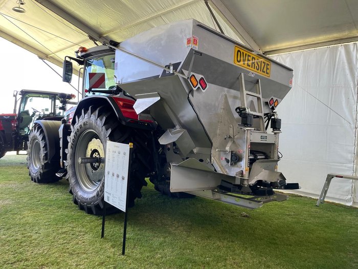 2023 HANSA L5 5000 LTR 3PL Disc Spreader