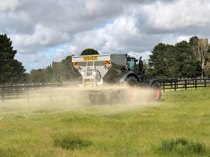 2023 HANSA L5 5000 LTR 3PL Disc Spreader