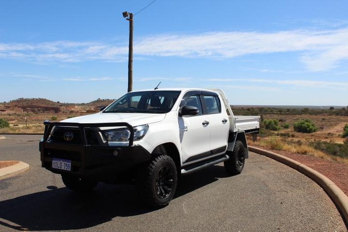 2020 Toyota Hilux SR
