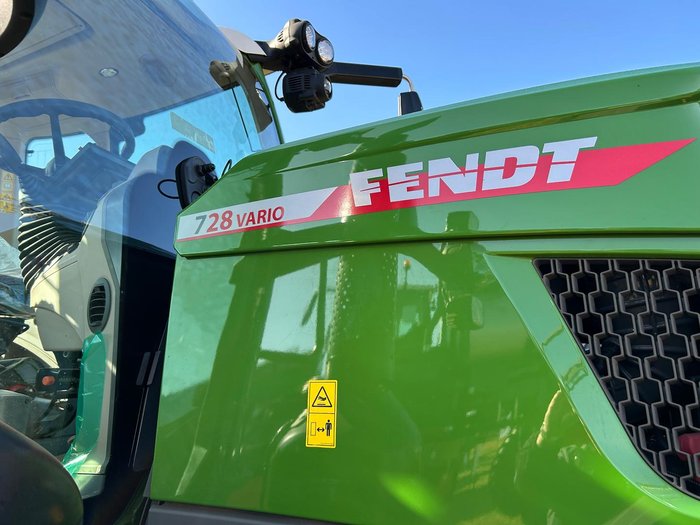 2025 Fendt 728 Vario Gen7 303Hp