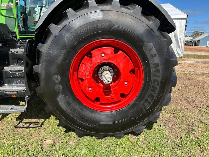 2025 Fendt 728 Vario Gen7 303Hp