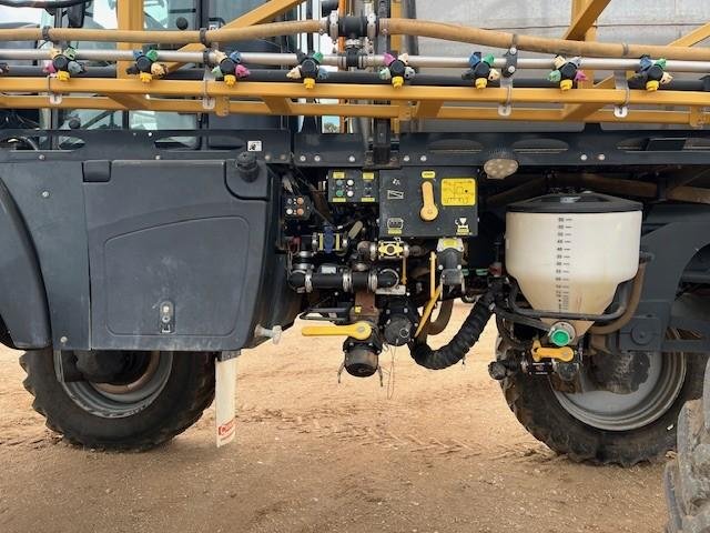 2013 Rogator Rg1300 Sp Sprayer