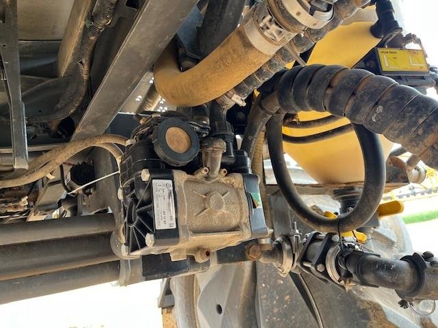 2013 Rogator Rg1300 Sp Sprayer