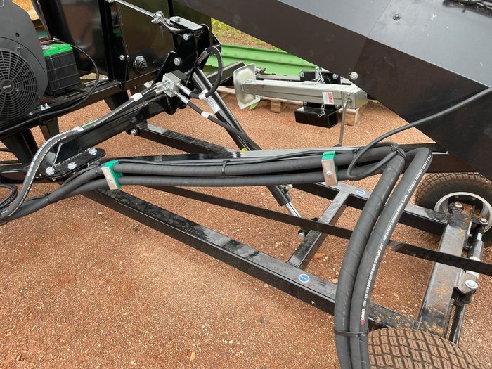Convey-All 1658 TL Self Propelled Grain Conveyor