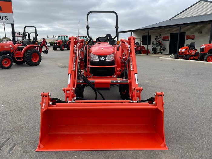Kubota L3800hd 38Hp Rops Tractor And Front Loader Inc 66" Bucket