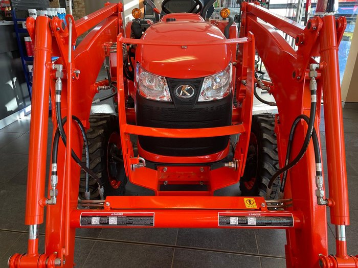 Kubota L3800hd 38Hp Rops Tractor And Front Loader Inc 66" Bucket