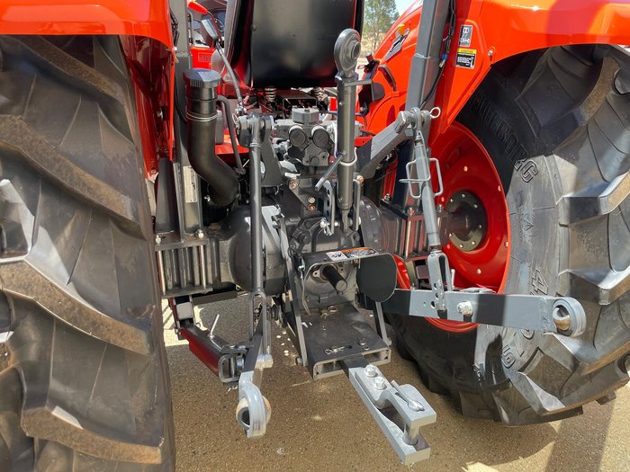 Kubota M7040 Suhd 68Hp Rops Tractor