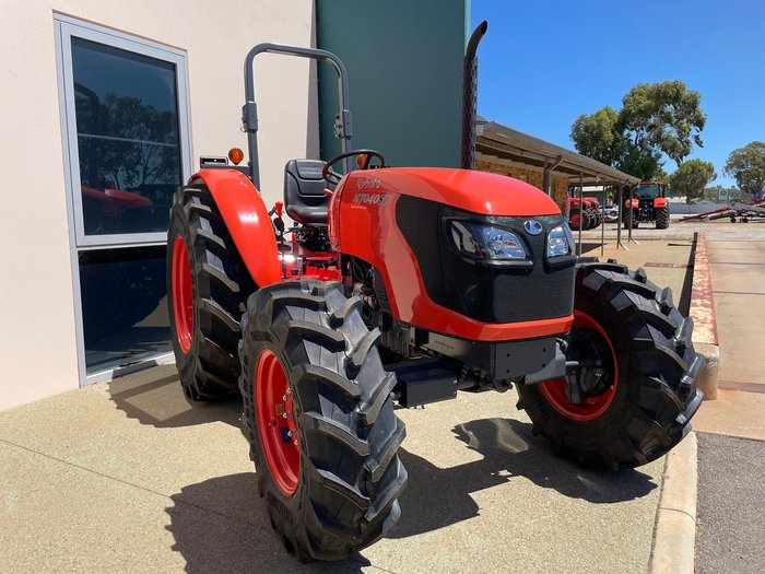 Kubota M7040 Suhd 68Hp Rops Tractor