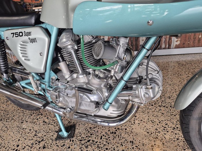 1974 Ducati 750 SuperSport (750SS)