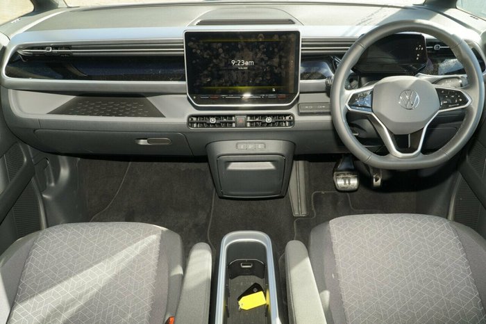 2024 Volkswagen ID. Buzz Pro BEV560