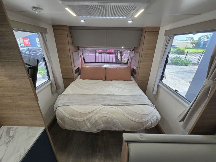 2025 JAYCO SILVERLINE 22.68-5.OB.SL-MY25