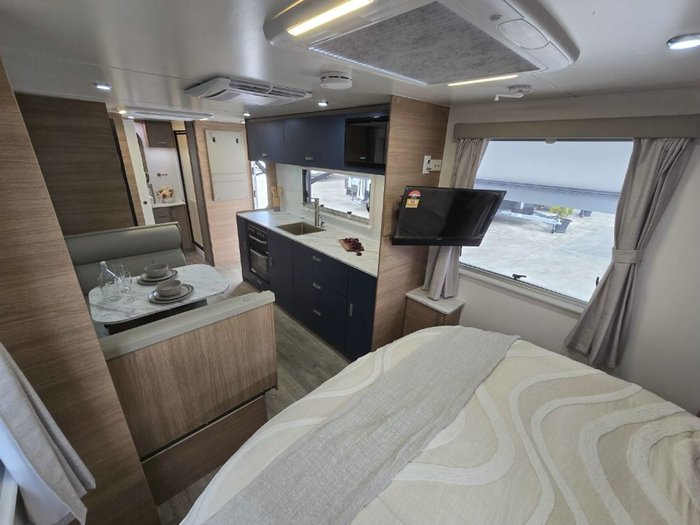 2025 JAYCO SILVERLINE 22.68-5.OB.SL-MY25