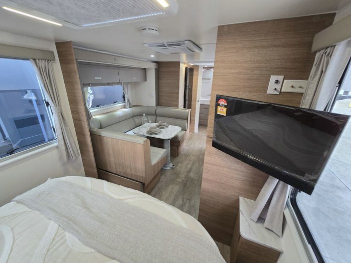 2025 JAYCO SILVERLINE 22.68-5.OB.SL-MY25