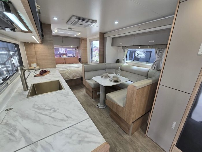 2025 JAYCO SILVERLINE 22.68-5.OB.SL-MY25