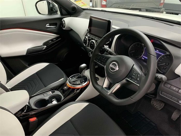 2024 Nissan JUKE ST-L+