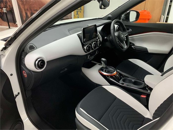 2024 Nissan JUKE ST-L+