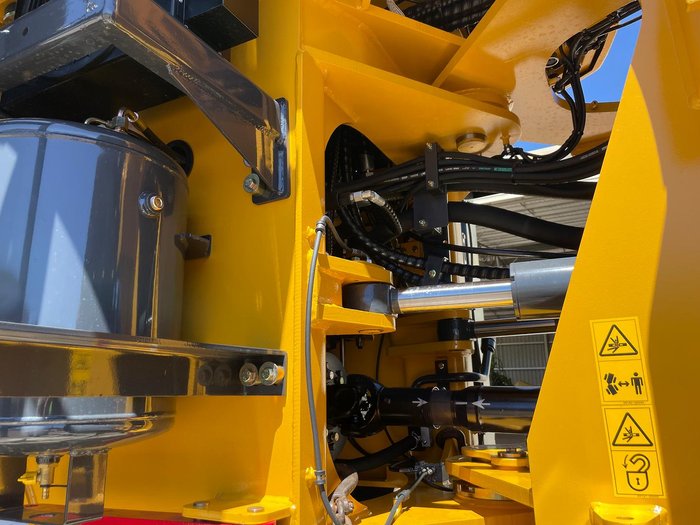 2024 Shantui L56 Articulated Wheeled Loader - Unbelievable Value