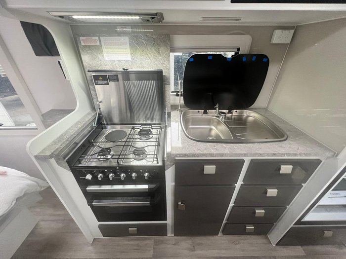 2025 JB Caravans 20'8 Dirt Roader Family Caravan