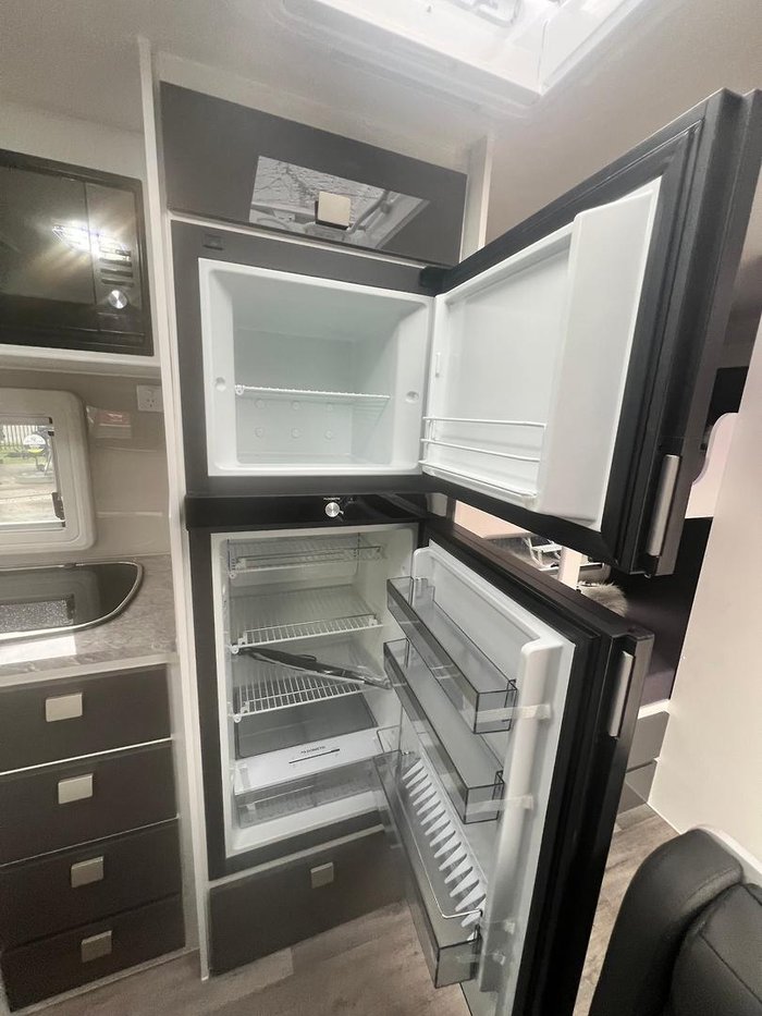 2025 JB Caravans 20'8 Dirt Roader Family Caravan