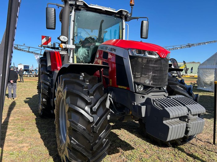 2024 Massey Ferguson 8S.225 Dyna Vt 225Hp Tractor