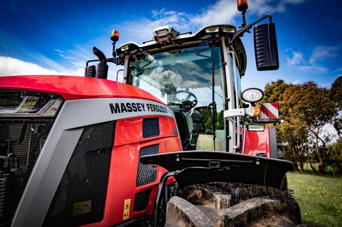 2024 Massey Ferguson 8S.225 Dyna Vt 225Hp Tractor