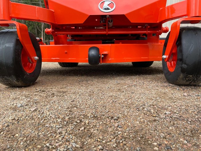 2024 Kubota Z232-42" Deck 21.5Hp Zero Turn Mower 