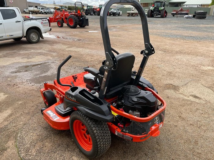 2024 Kubota Z232-42" Deck 21.5Hp Zero Turn Mower 