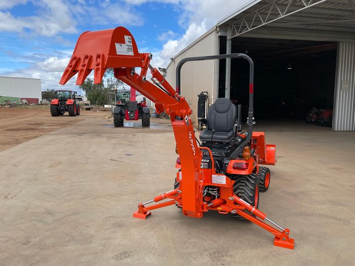 2023 Kubota Bx23s Tractor With Front Loader & Back Hoe