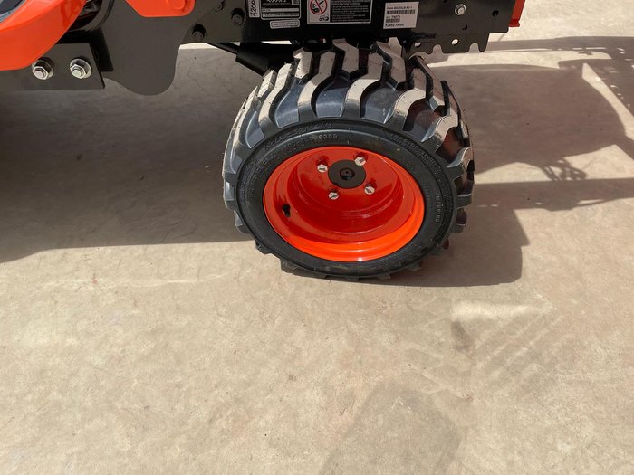 2023 Kubota Bx23s Tractor With Front Loader & Back Hoe