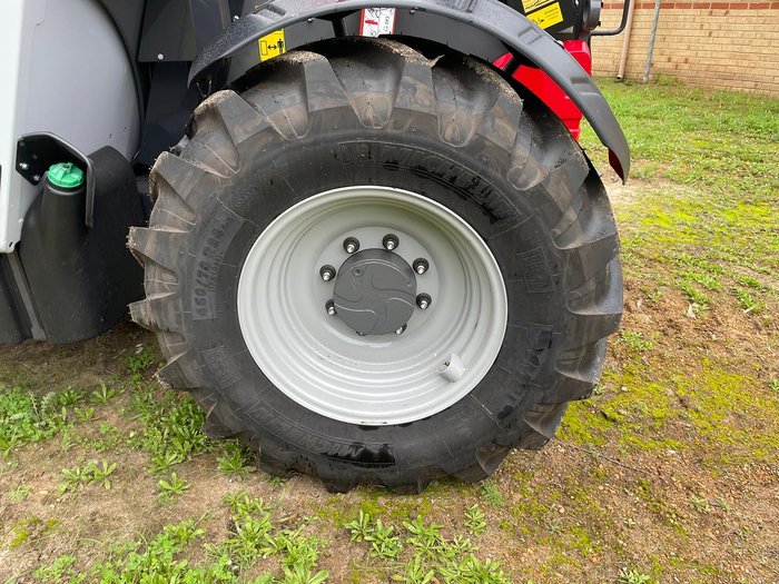 Nufab 33m³ Twin Axle Spreader