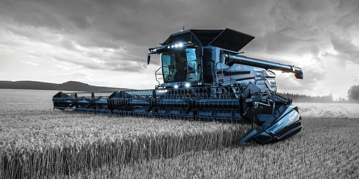  Fendt Ideal 9T Twin Rotor Harvester 