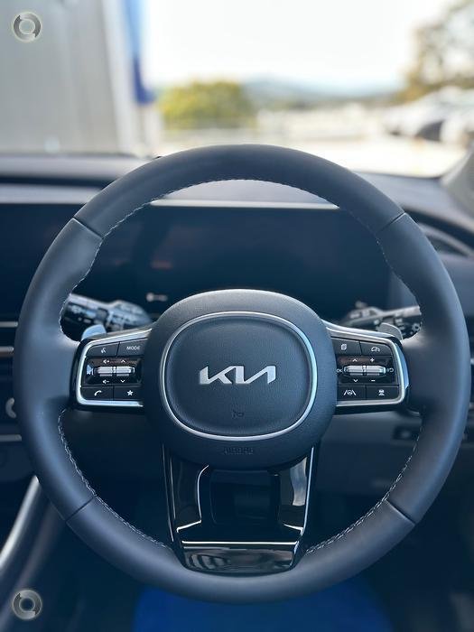 2025 Kia Carnival GT-Line HEV