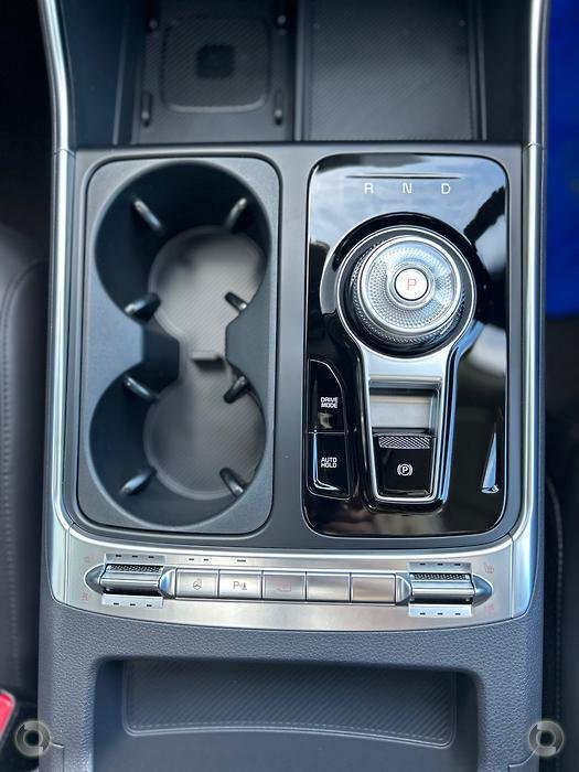 2025 Kia Carnival GT-Line HEV