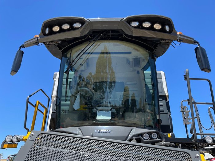 FENDT Ideal 8T Twin Rotor Harvester