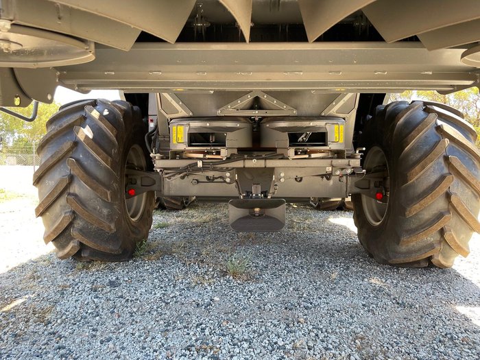 FENDT Ideal 8T Twin Rotor Harvester