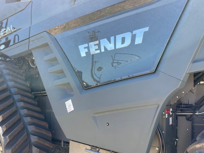FENDT Ideal 8T Twin Rotor Harvester
