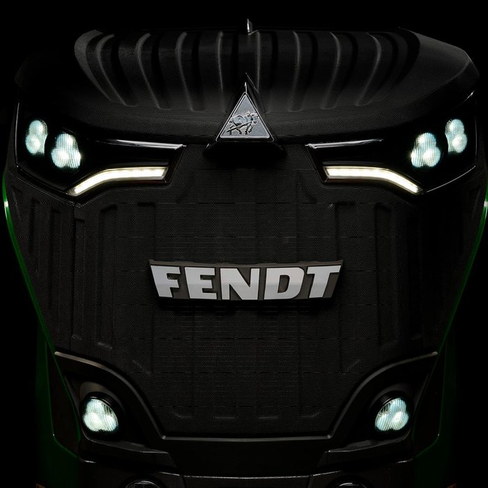 2025 Fendt 1050 Vario 517 Hp Tractor 