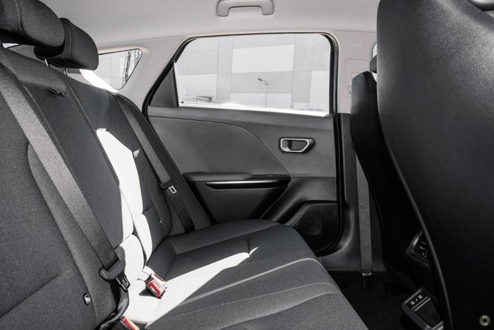 2025 Kia K4 S