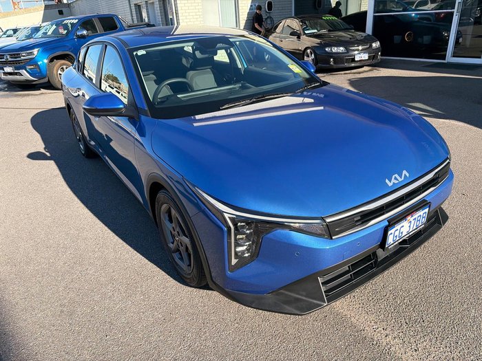2025 Kia K4 S