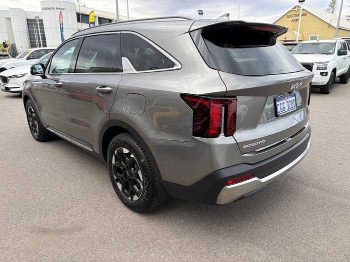 2025 Kia Sorento Sport