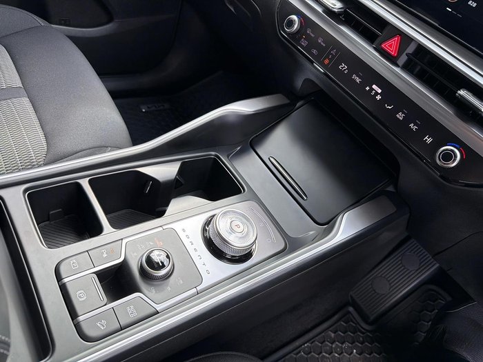 2025 Kia Sorento Sport