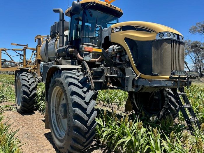 2013 Rogator Rg1300 YELLOW